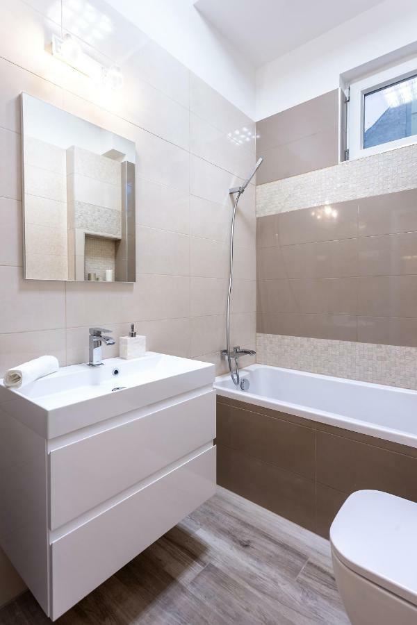 Xen Premium Apartment Budapest Bagian luar foto
